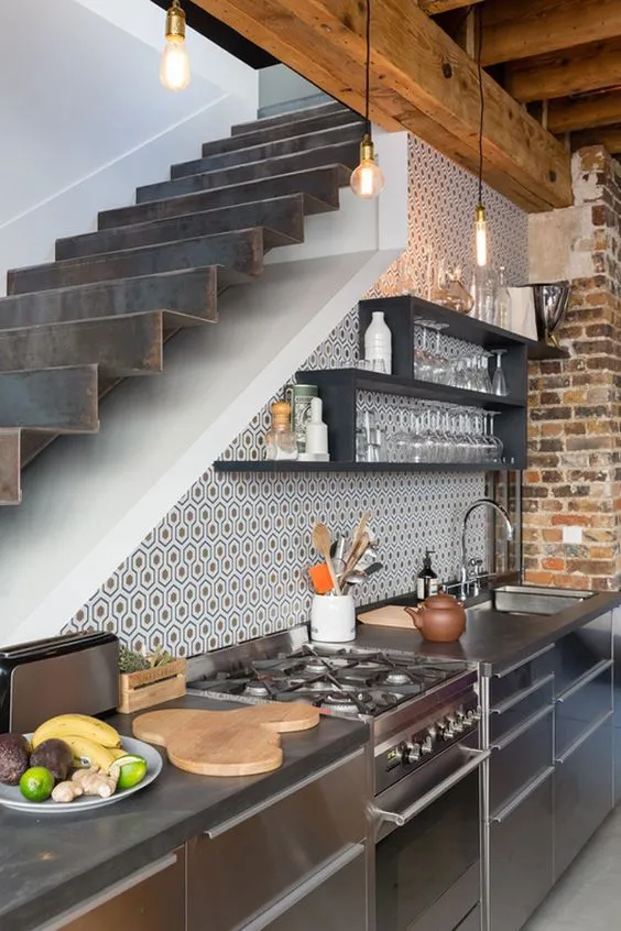 Cozinhas modernas com armarios em inox